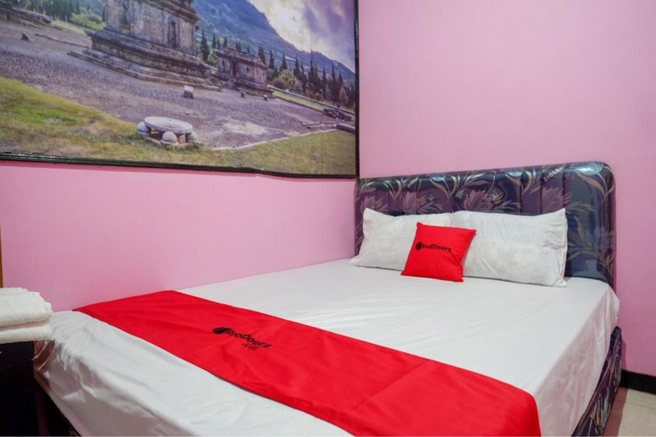 Reddoorz Syariah Near Telaga Warna Dieng Diyeng Exterior photo